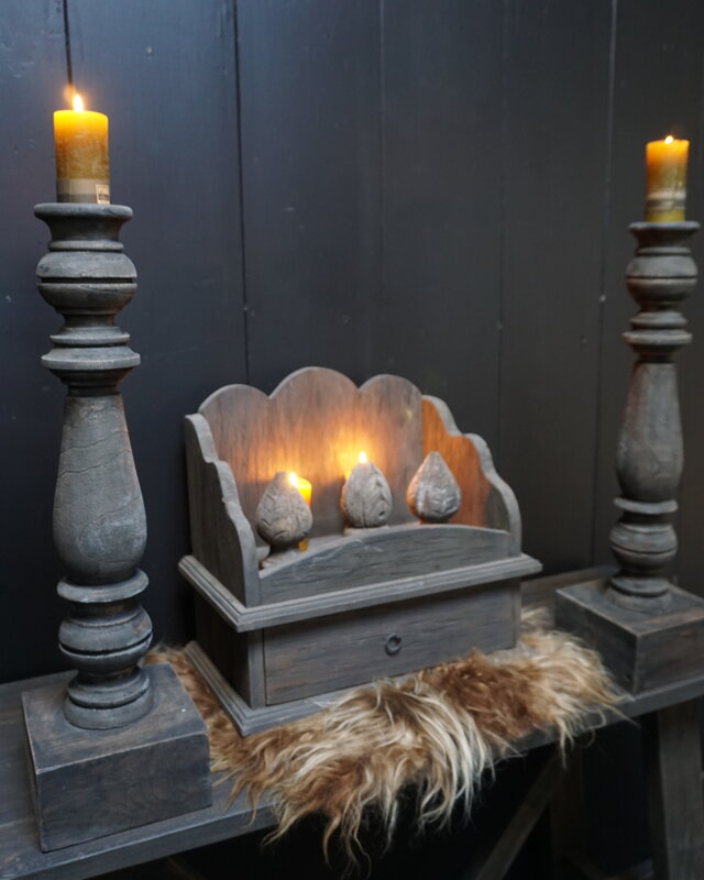 Rene Houtman Gruttersbak Hout Met Kartelrand En Lade 42 cm