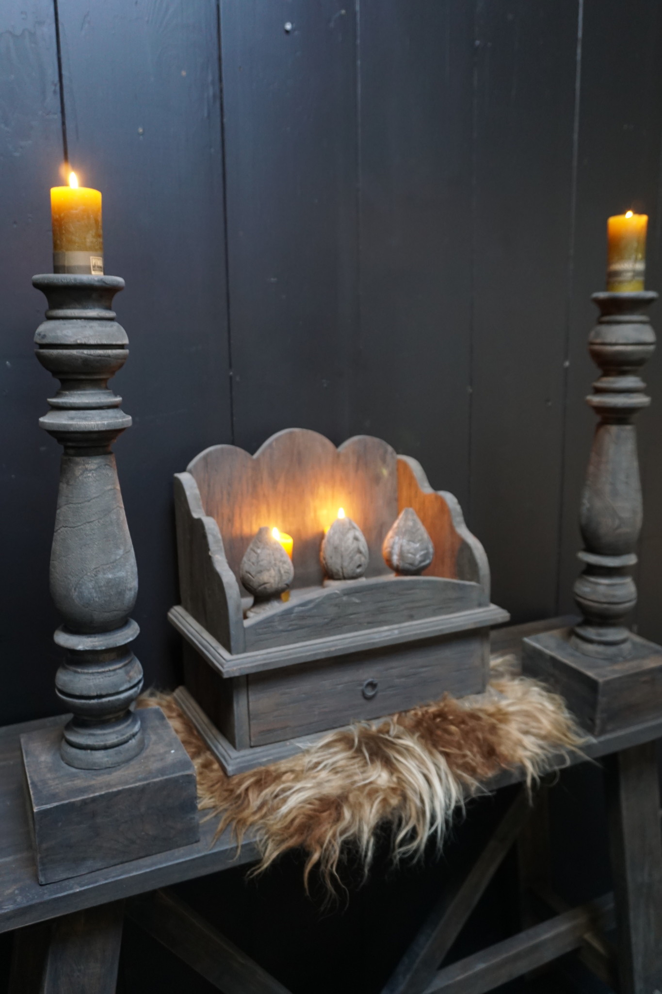 Rene Houtman Gruttersbak Hout Met Kartelrand En Lade 42 cm