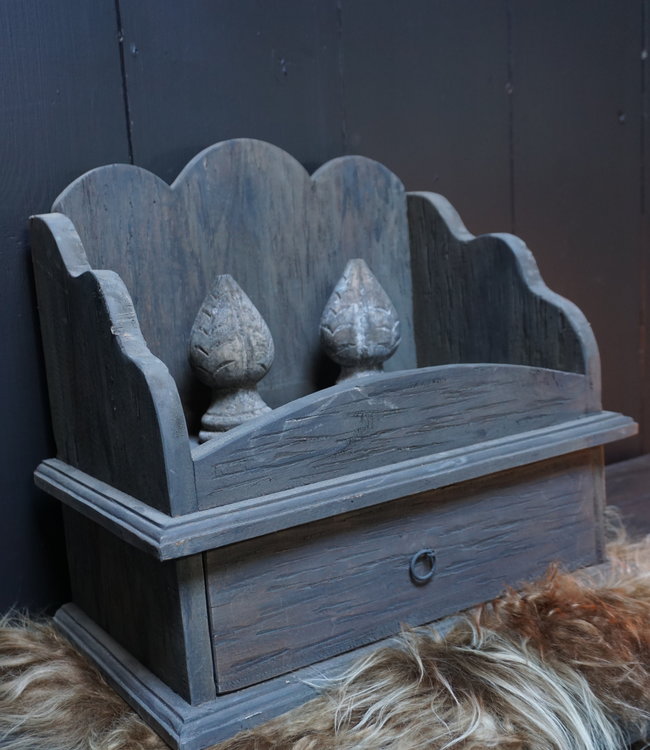 Rene Houtman Gruttersbak Hout Met Kartelrand En Lade 42 cm