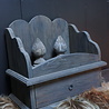 Rene Houtman Gruttersbak Hout Met Kartelrand En Lade 42 cm Rene Houtman Gruttersbak Hout Met Kartelrand En Lade 42 cm