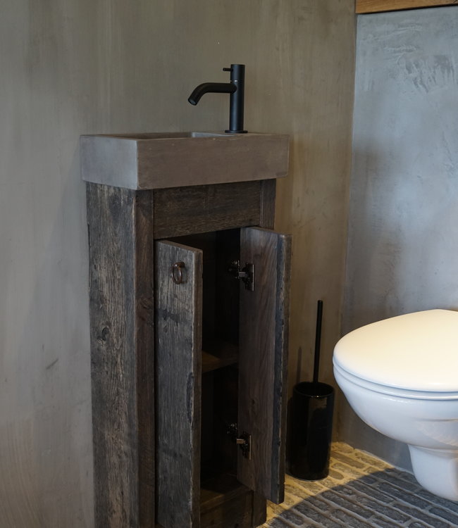 Rene Houtman Oud eikenhouten landelijk toiletmeubel + fontein dark grey