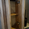 Rene Houtman Oud eikenhouten geschaafd toiletmeubel + gefrijnd natuursteen Rene Houtman Oud eikenhouten geschaafd toiletmeubel + gefrijnd natuursteen