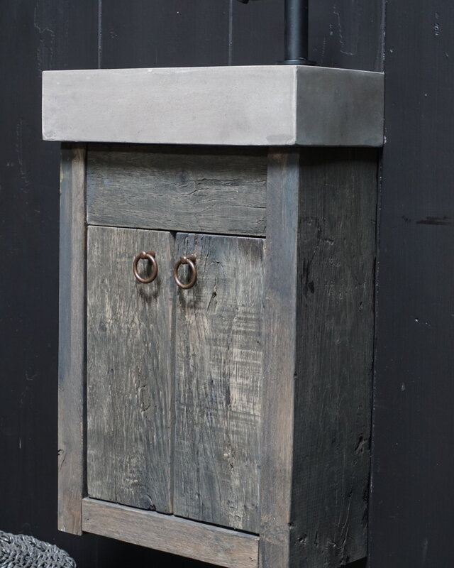 Rene Houtman Toiletmeubel Zwevend Oud Eikenhout + Beton Dark Grey