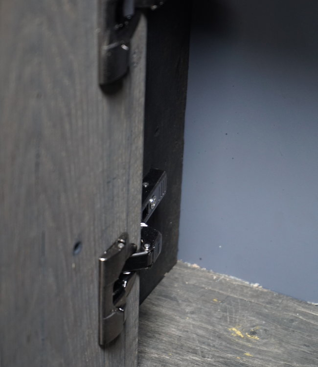 Rene Houtman Toiletmeubel Zwevend Oud Eikenhout +Fontein Keramiek Wit