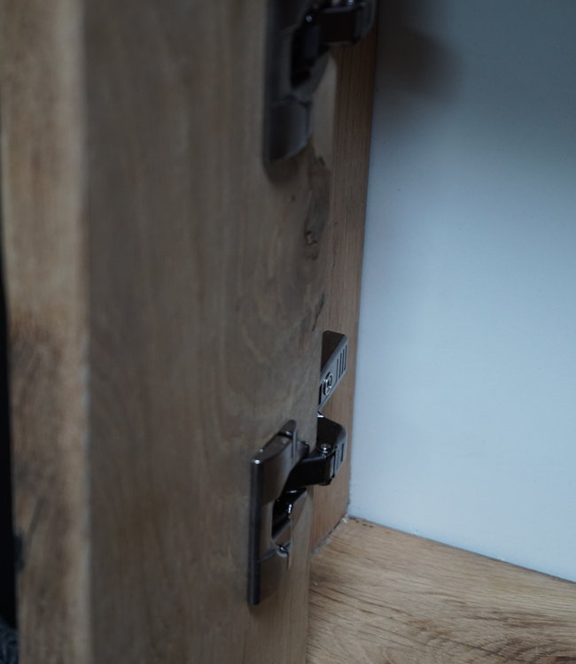 Rene Houtman Toiletmeubel Geschaafd Zwevend Oud Eikenhout - Dark Grey