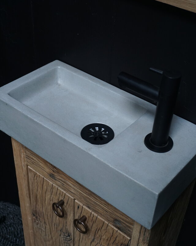 Rene Houtman Toiletmeubel Geschaafd Zwevend Oud Eikenhout - Light Grey