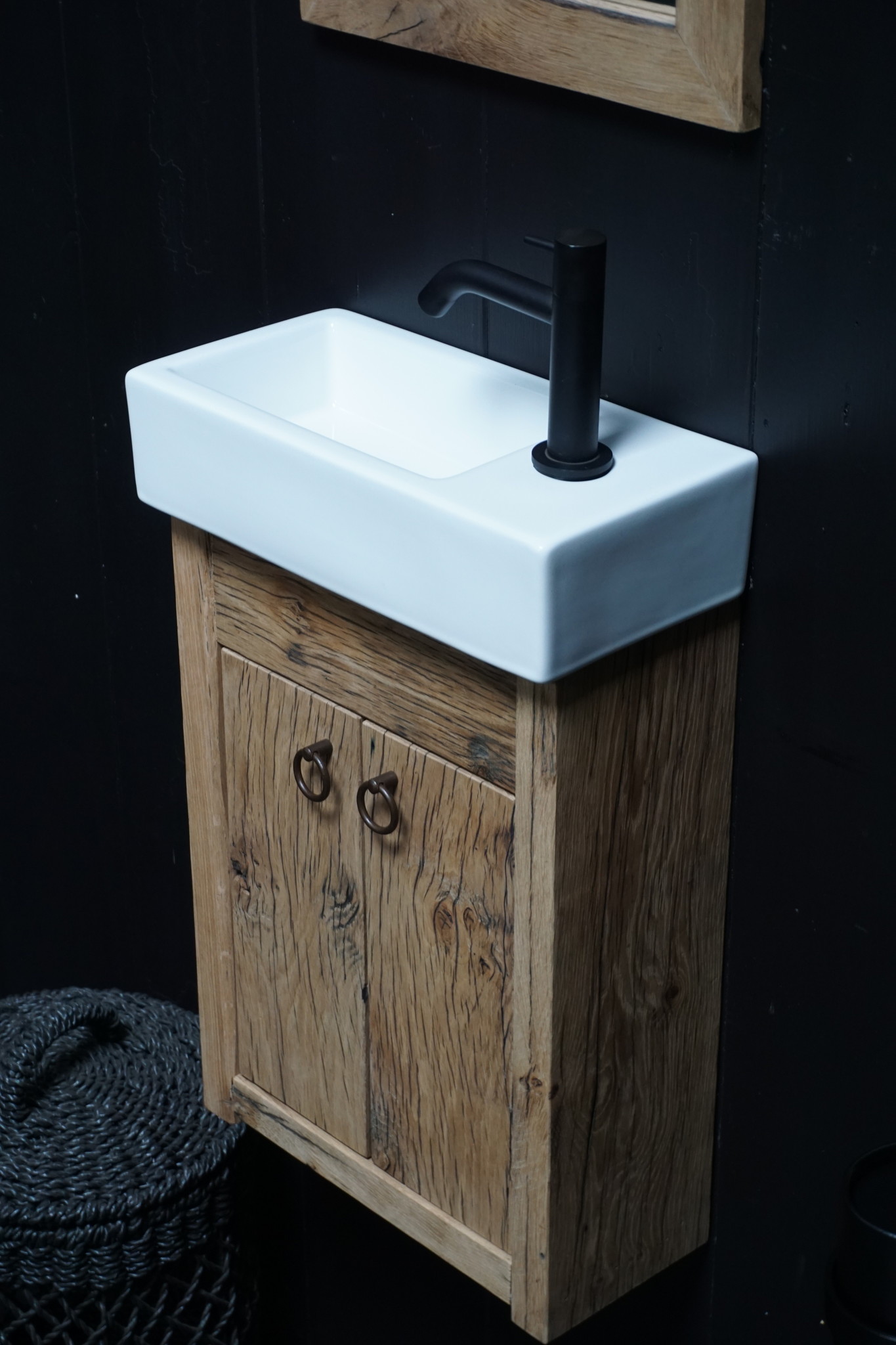 Rene Houtman Toiletmeubel Geschaafd Zwevend Oud Eikenhout - Wit Keramiek