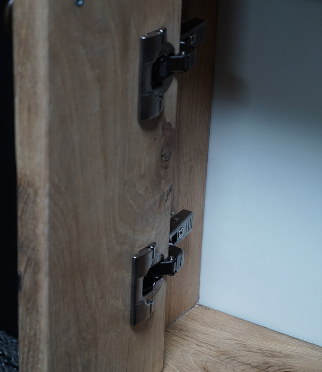 Rene Houtman Toiletmeubel Geschaafd Zwevend Oud Eikenhout - Wit Keramiek