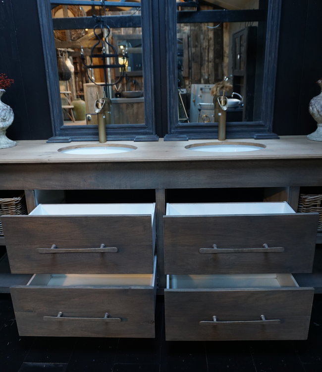 Rene Houtman Badkamermeubel Eikenhout 4 Lades L244xH95xB58