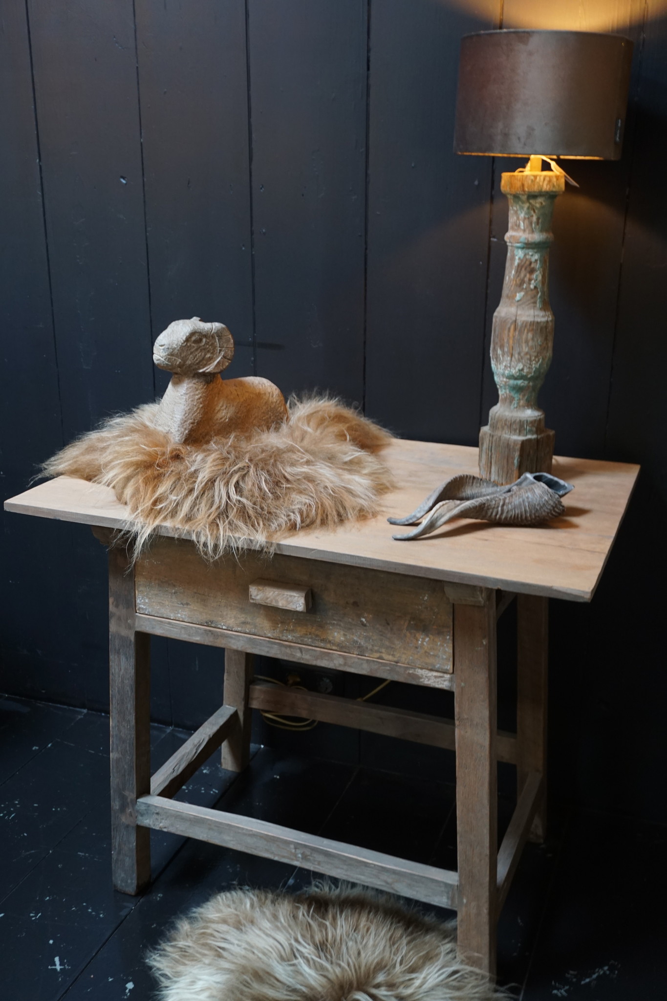 Rene Houtman Sidetable Oud Hout met 1 lade L91 x D60 x H76