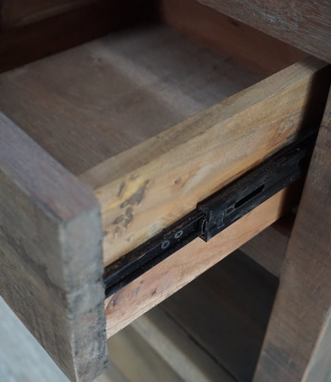 Rene Houtman Sidetable Oud Teak 3-lades L120 x D41 x H90 cm