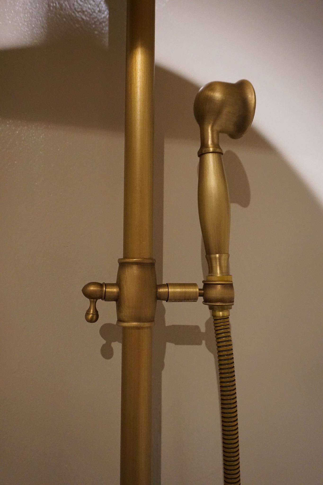 Rene Houtman Antieke Bronzen Opbouwdoucheset