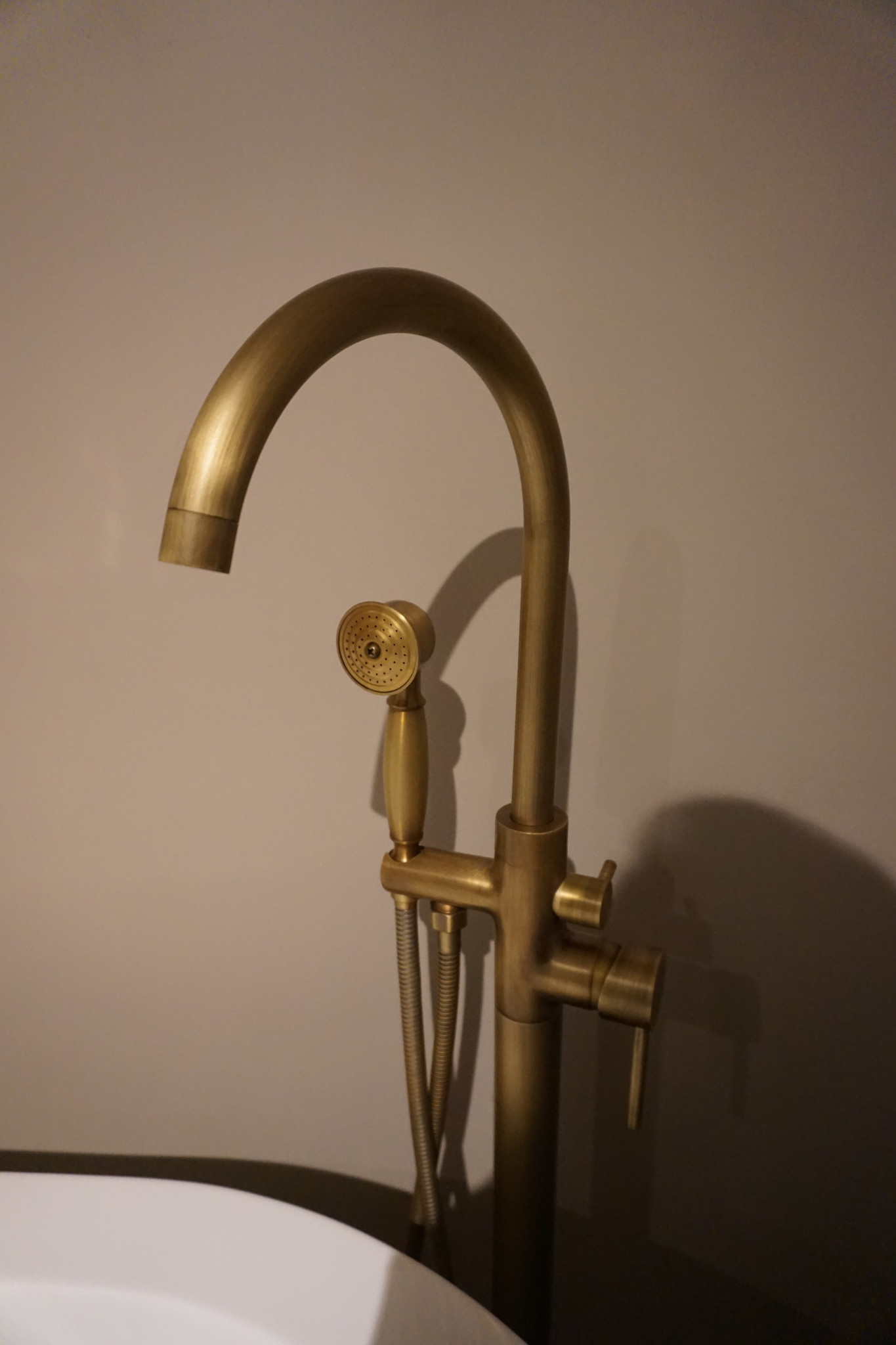Rene Houtman Badkraan Brons Vrijstaand Met Handdouche L118 cm