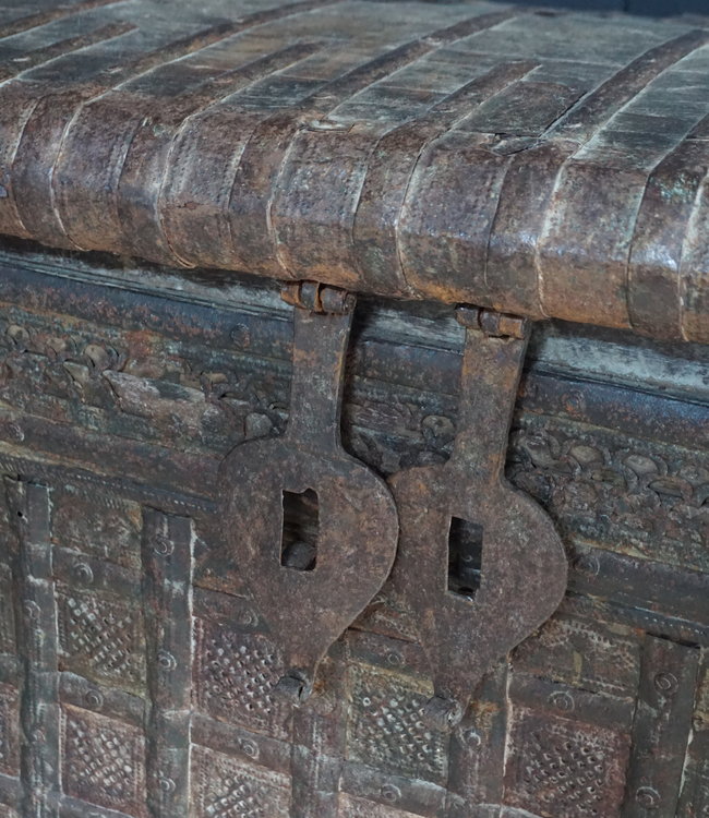 Rene Houtman Indiase Huwelijkskist Wielkast-Model 127x98x70