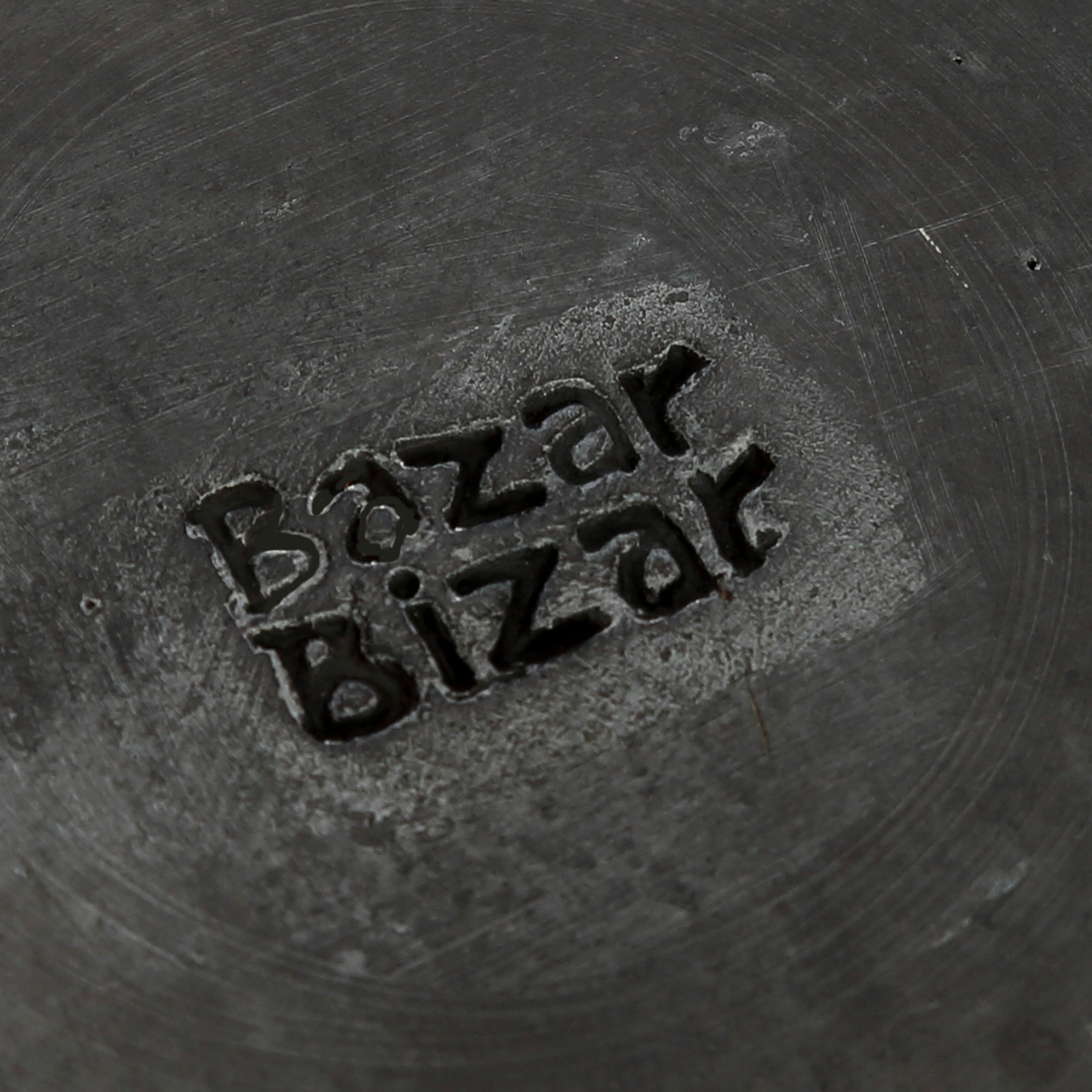 Bazar Bizar The Burned Pot - Zwart - L26 x B21 x H10 cm