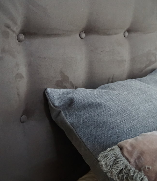 Rene Houtman Darlton Challenger Ledikant Capiton Stof Bruin