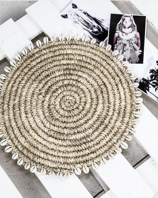 Bazar Bizar The Raffia Shell Placemat - Dia 38 cm