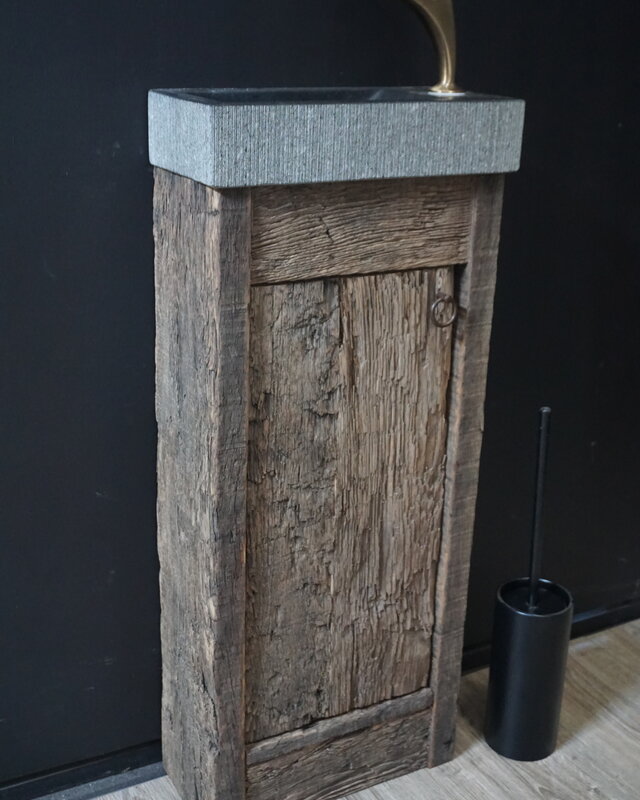 Rene Houtman Oud Eikenhouten Geborsteld Toiletmeubel 1 deur + Gefrijnde Fontein