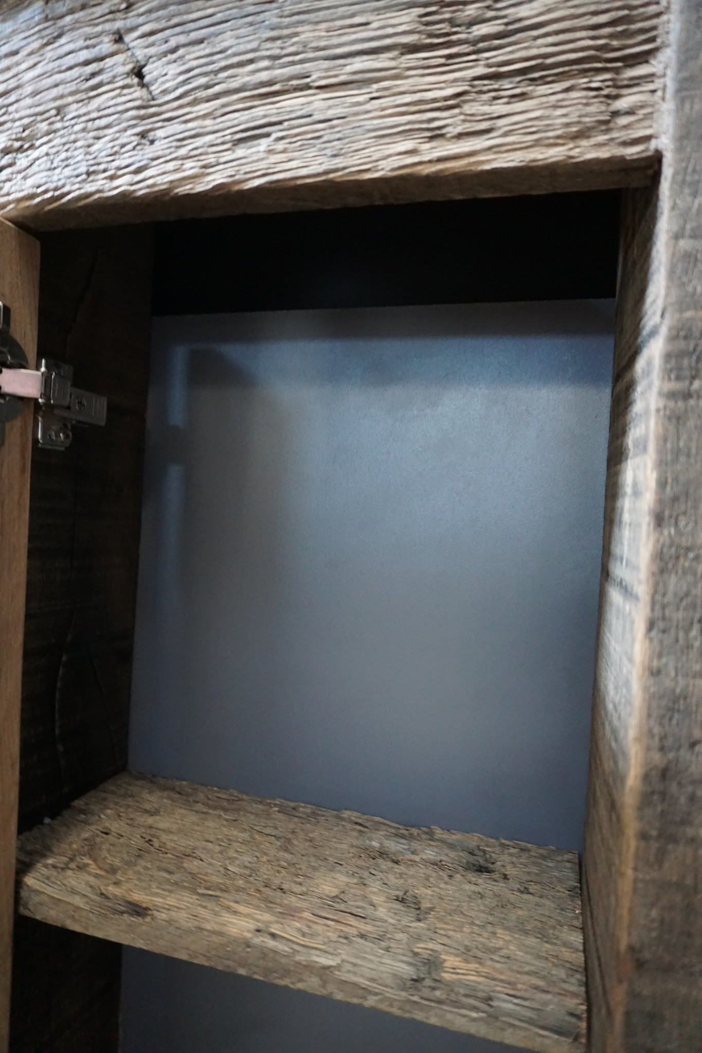 Rene Houtman Oud Eikenhouten Geborsteld Toiletmeubel 1 deur + Gefrijnde Fontein