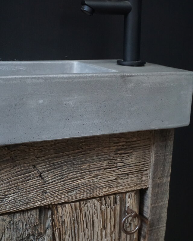 Rene Houtman Oud Eikenhouten Geborsteld Toiletmeubel 1 deur + Fontein D.Grey