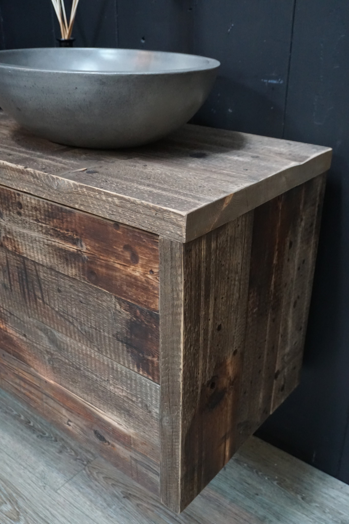 Rene Houtman Kobus Zwevend Oud Houten Badkamermeubel 100 tot 160 cm