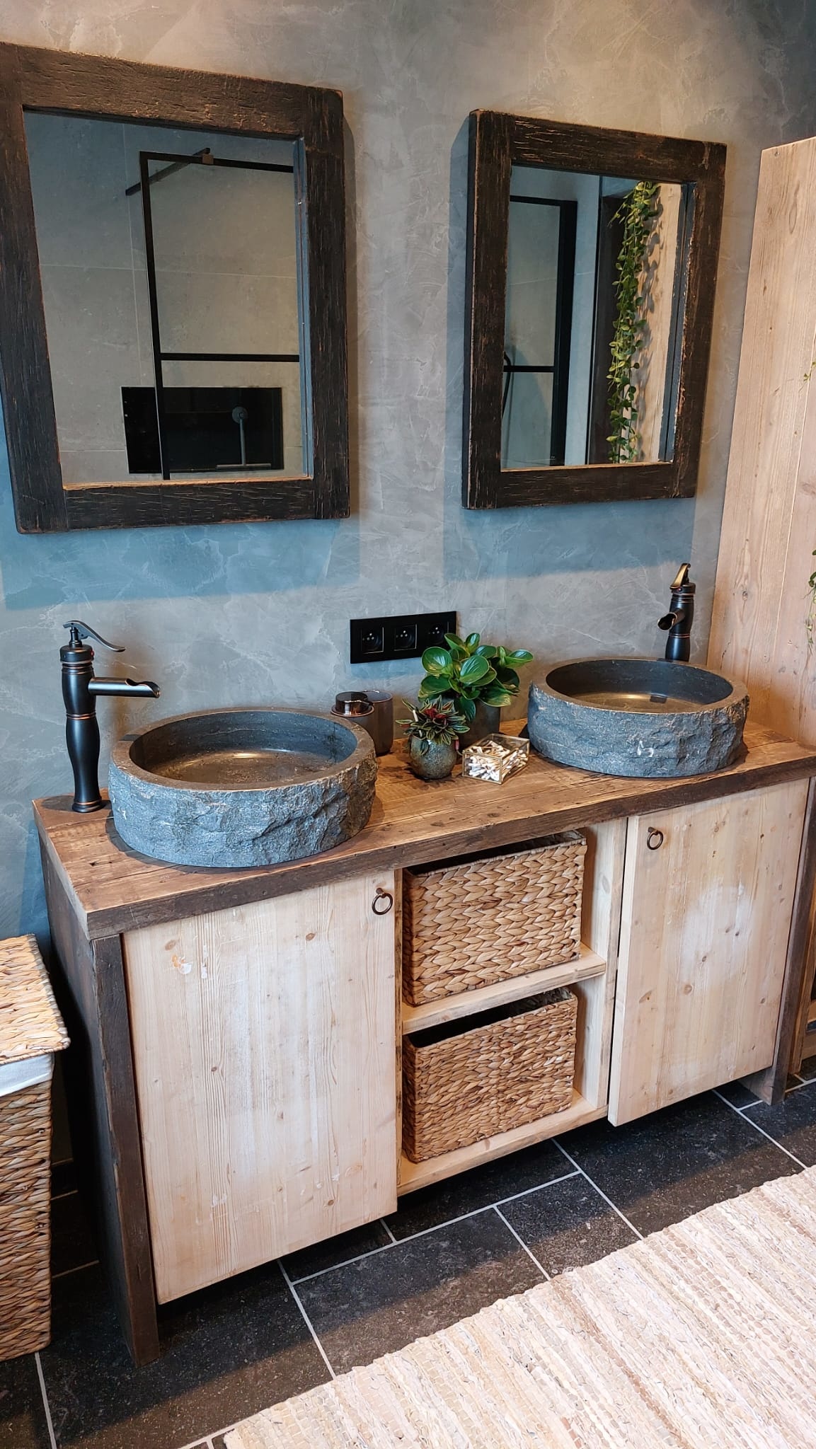 Rene Houtman Oud houten badkamermeubel/Sidetable Kelsey 140 cm