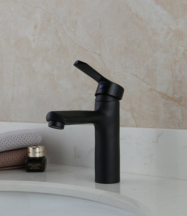 Rene Houtman Mat Zwarte Mengkraan - H16 cm