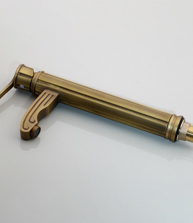 Rene Houtman Nostalgische Bronzen Mengkraan - H35 cm