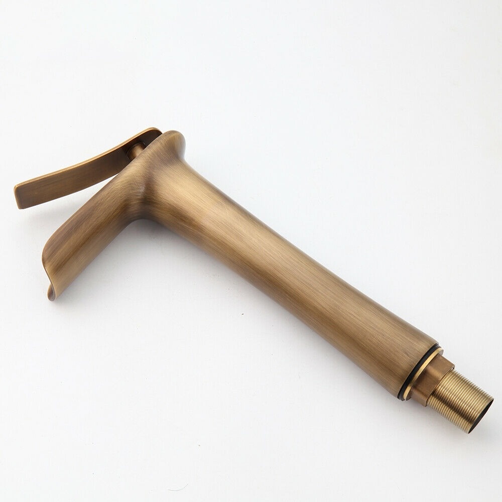 Rene Houtman Hoge Watervalkraan Brons - H27,5 cm