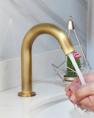 Rene Houtman Cesaro Kleine Sensorkraan - Koud Water - H19 cm