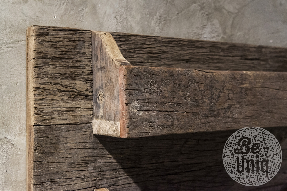 Be-Uniq Wandrek Lucas - Oud Hout - H36 x B60 x D11 cm