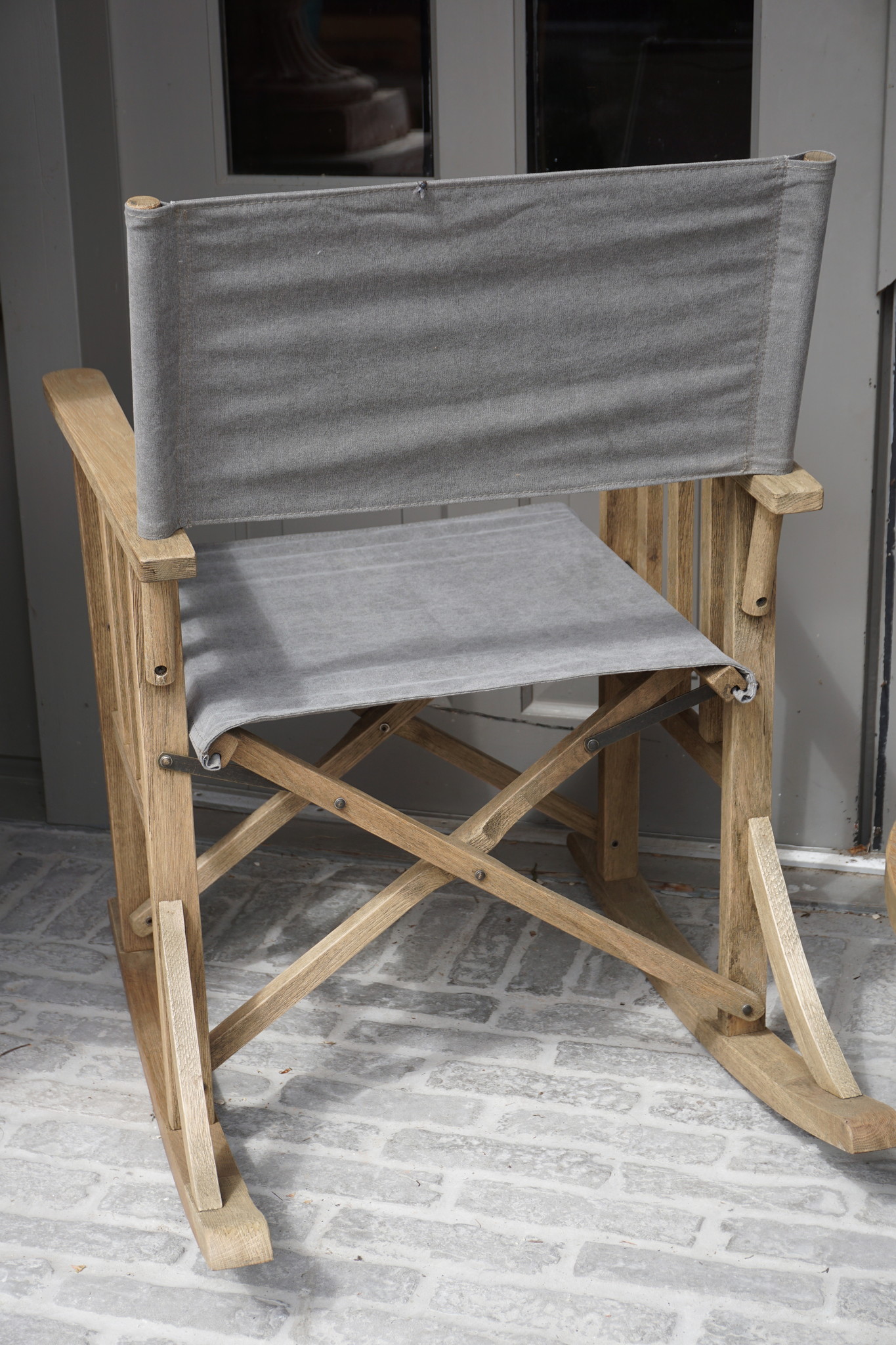 Rene Houtman Schommelstoel Flo donkergrijs Hout 75x60x86