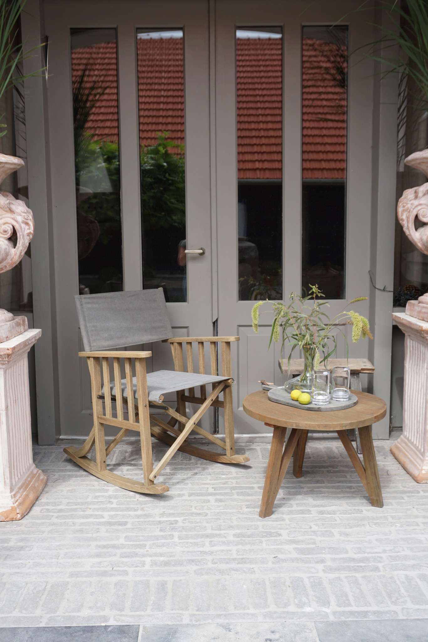 Rene Houtman Schommelstoel Flo donkergrijs Hout 75x60x86