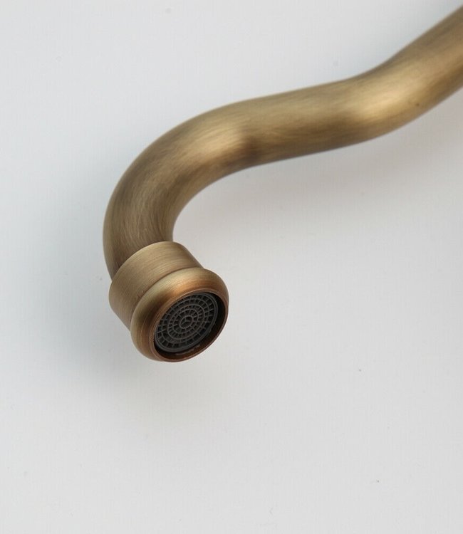 Rene Houtman Nostalgische Bronzen Muurkraan - H17,5 cm