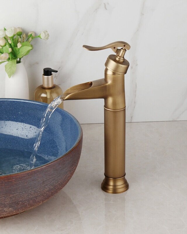 Rene Houtman Bronzen Watervalkraan - Landelijk - 34,5 cm