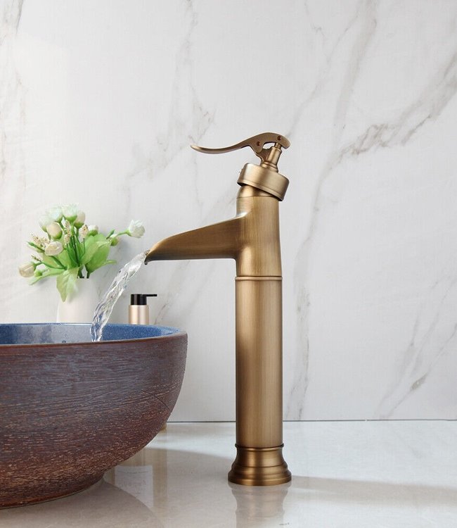 Rene Houtman Bronzen Watervalkraan - Landelijk - 34,5 cm