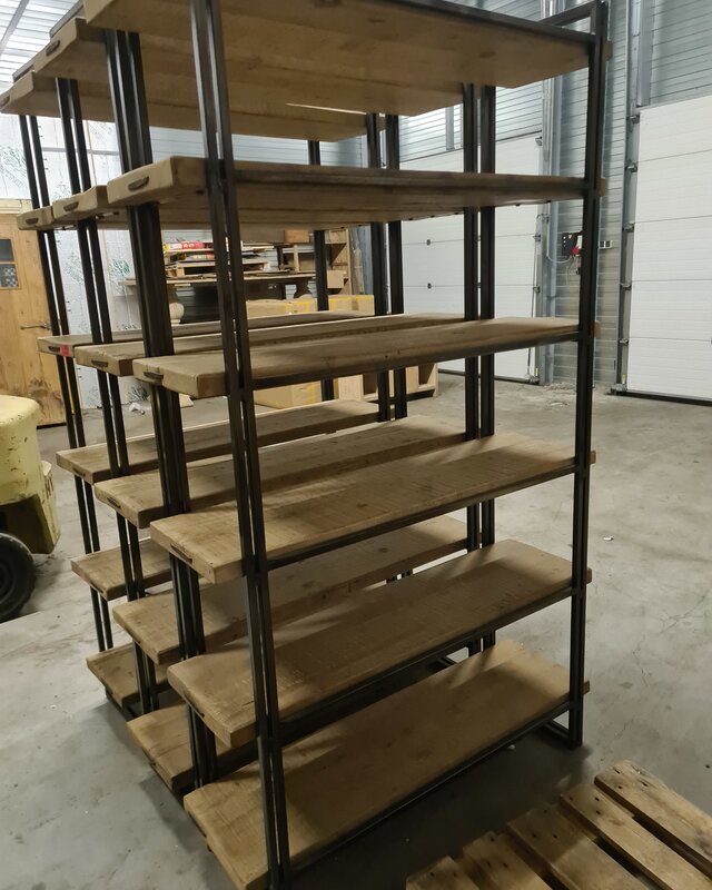 Rene Houtman Boekenrek Novi - IJzer & Hout - L130 x B40 x H220 cm