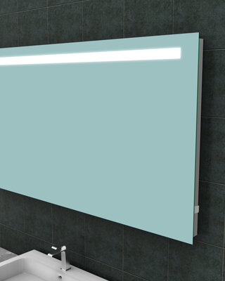Wiesbaden Tigris Spiegel met LED Verlichting + stopcontact - 140 x 80 cm