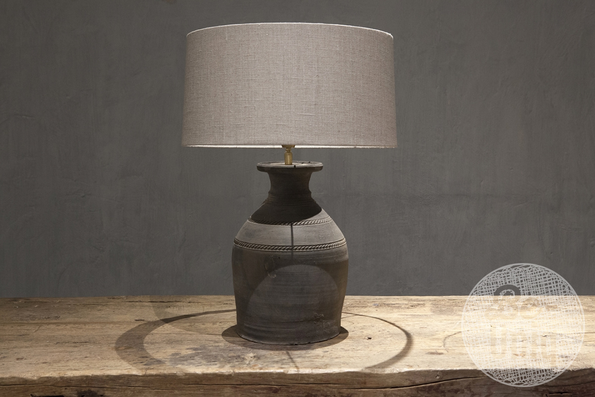 Be-Uniq Kruiklamp Nepalpot - Inclusief Kap - D22 x H57 cm