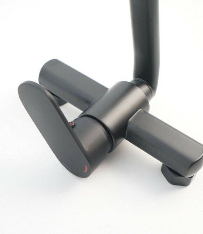 Rene Houtman Zwarte Mengkraan met Draaibare Uitloop