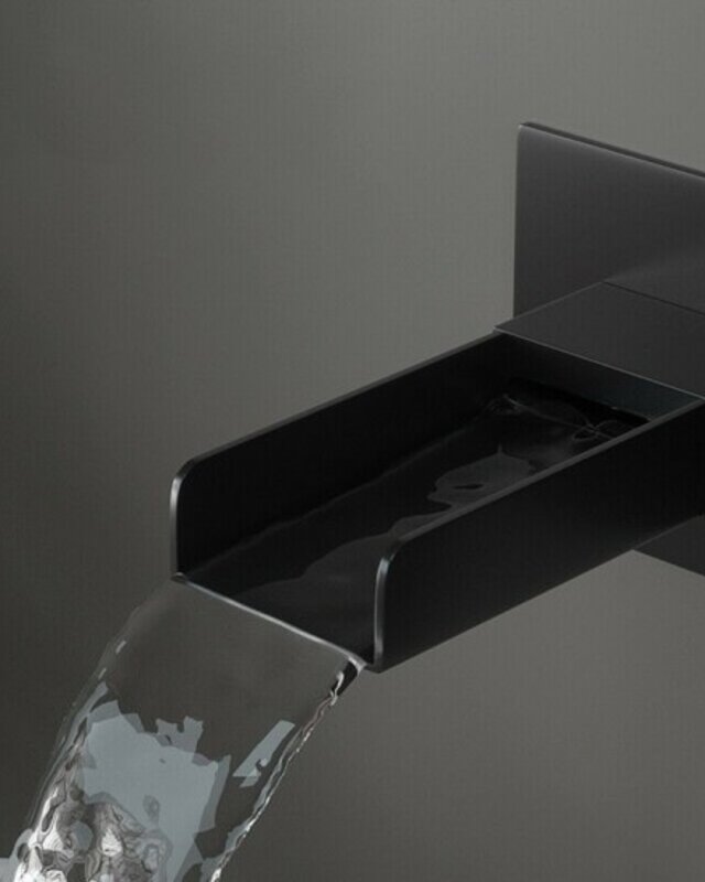 Rene Houtman Luxe Zwarte Inbouw Waterval Kraan