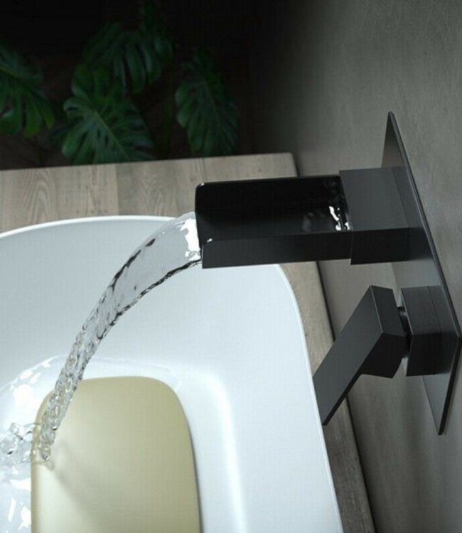 Rene Houtman Luxe Zwarte Inbouw Waterval Kraan