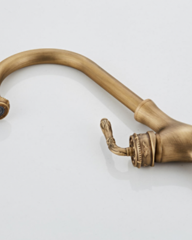 Rene Houtman Elegante Bronzen Kraan