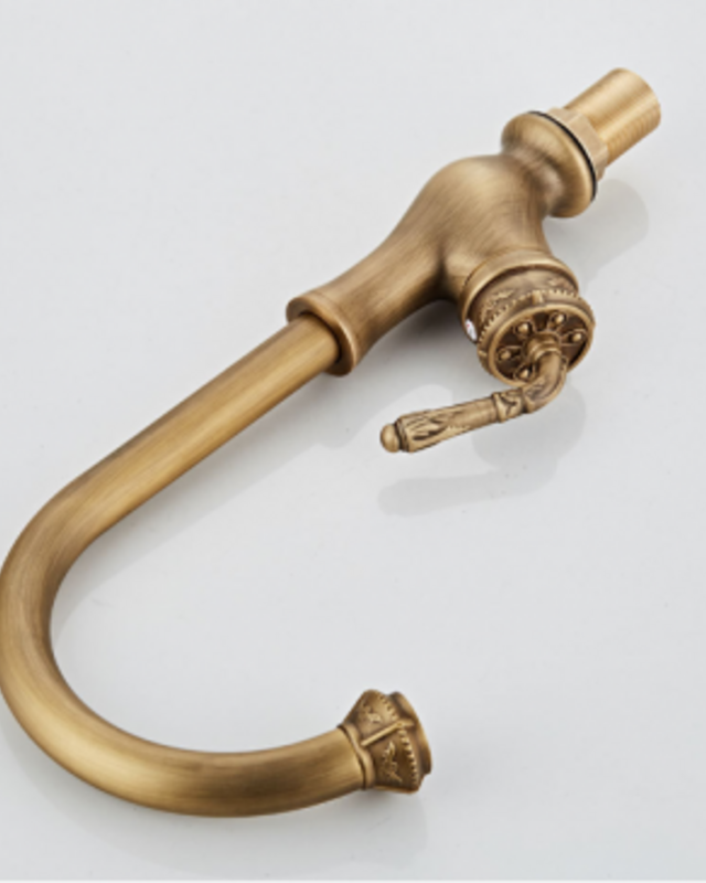 Rene Houtman Elegante Bronzen Kraan
