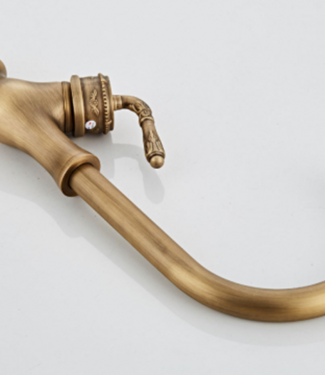 Rene Houtman Elegante Bronzen Kraan