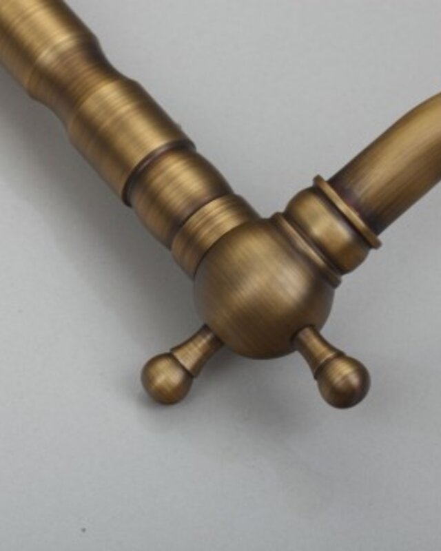 Rene Houtman Elegante Nostalgische Bronzen Wastafelkraan