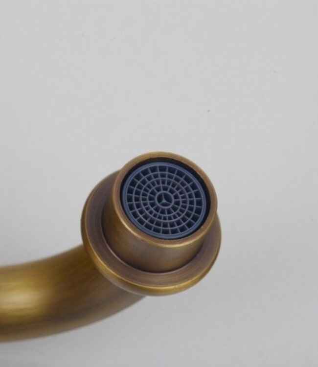 Rene Houtman Klassieke Bronzen Wastafelkraan