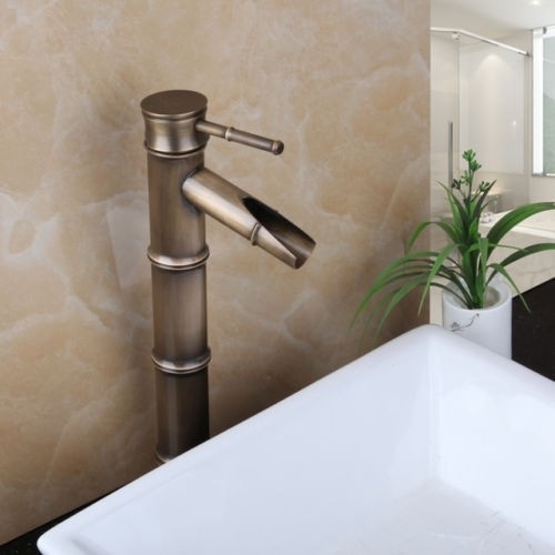 Rene Houtman Bamboe Stijl - Waterval kraan
