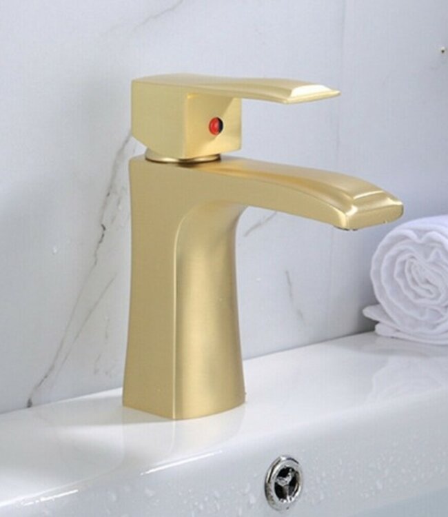 Rene Houtman Mengkraan - Mat Goud