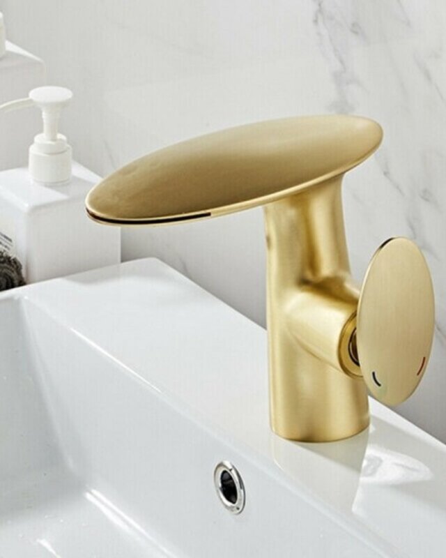 Rene Houtman Mat Gouden Waterval Kraan